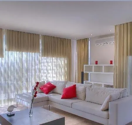 Villa Amenom Villa